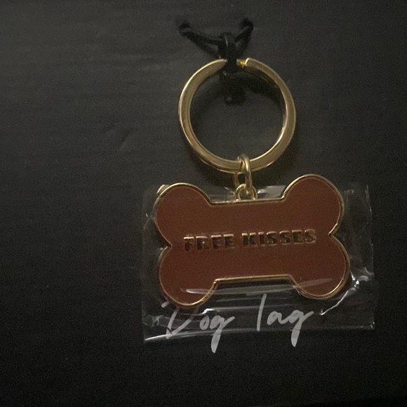 💜 Betsey Johnson Pet 3PcSet CrossbodyBag,Dog CollarTag & Keychain Pouch GiftSet - Picture 6 of 10